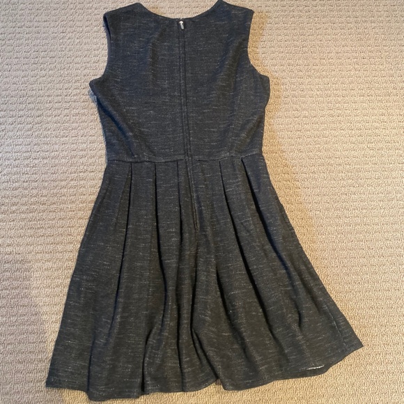 Talula Grey Dress - Size 4 - Picture 2 of 6